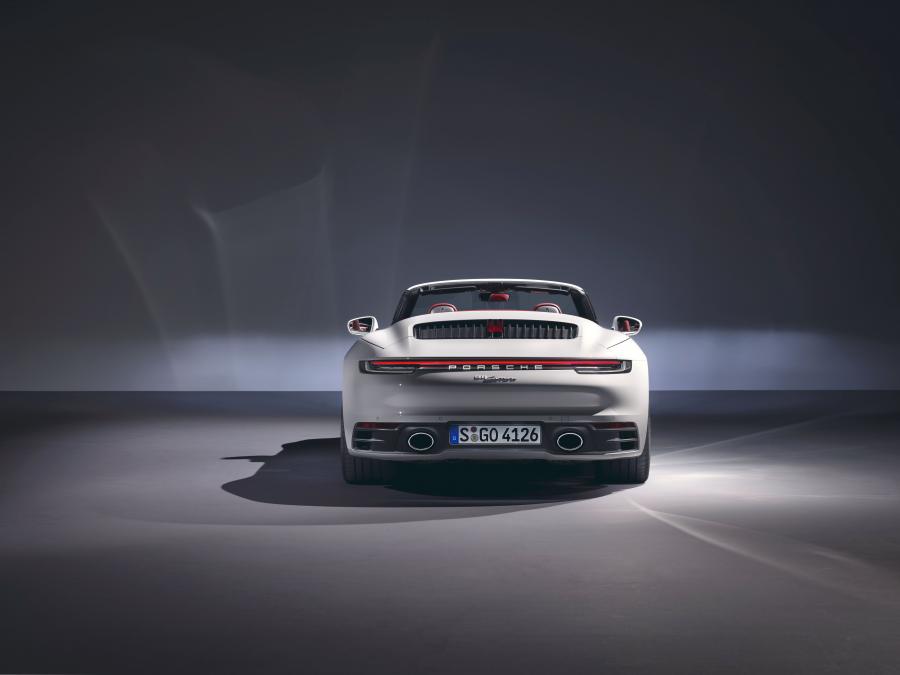  Porsche 911 Carrera Cabriolet (992) 2019 года  (WW) (фото 6 из 62)